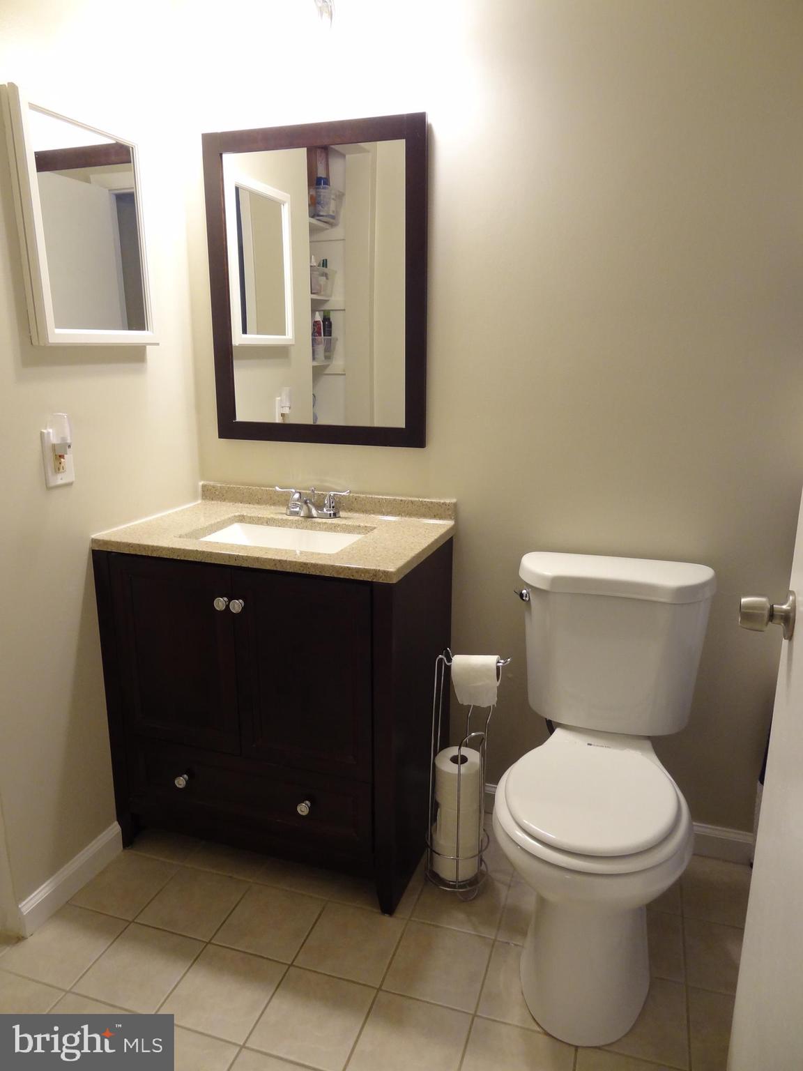 KIMBERLY WOODS VILLAGE - Residential