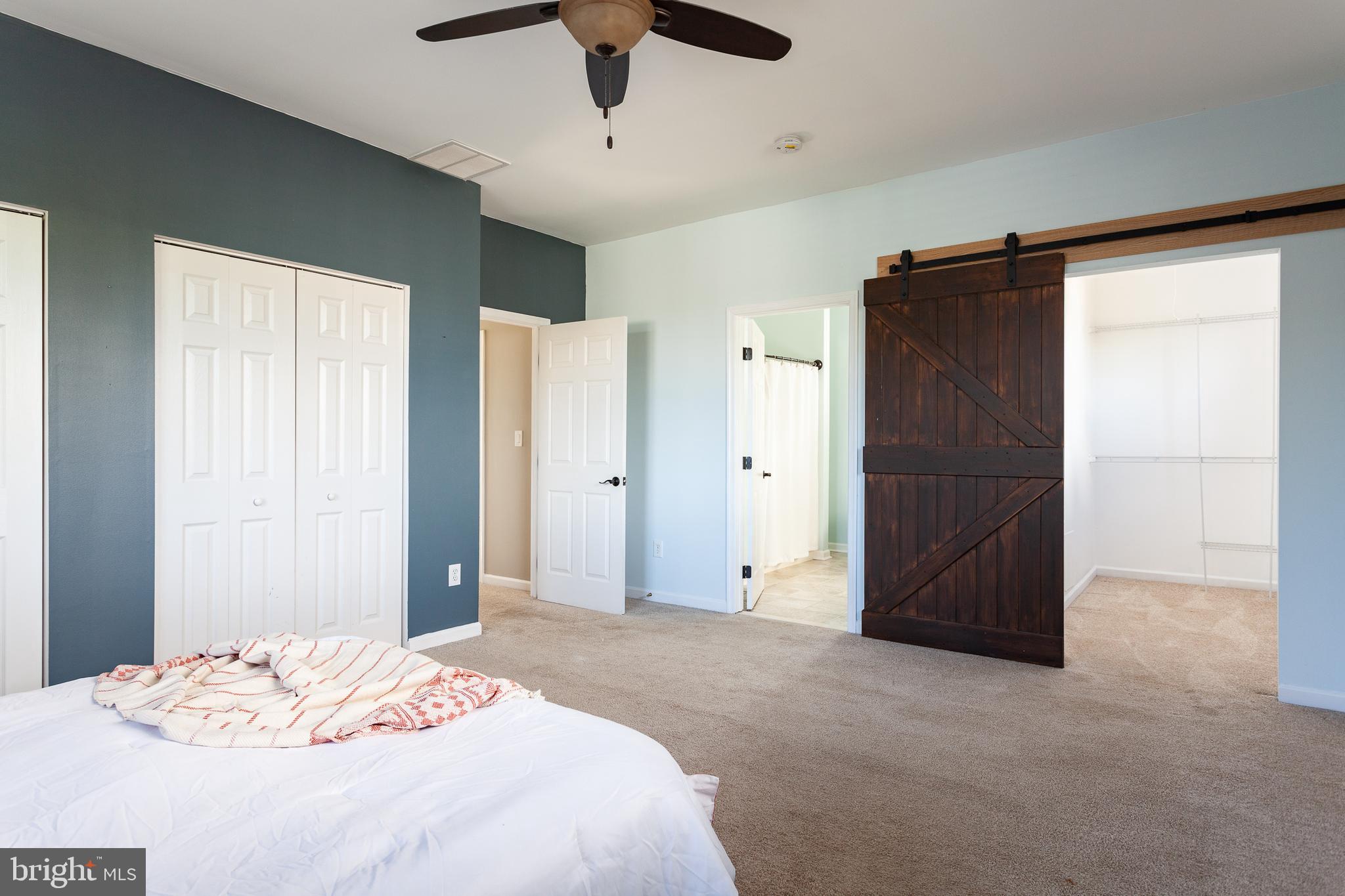 HYDE PARK - Residential