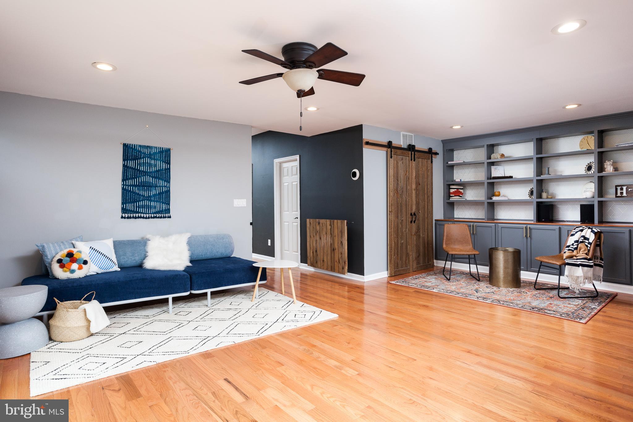 HYDE PARK - Residential