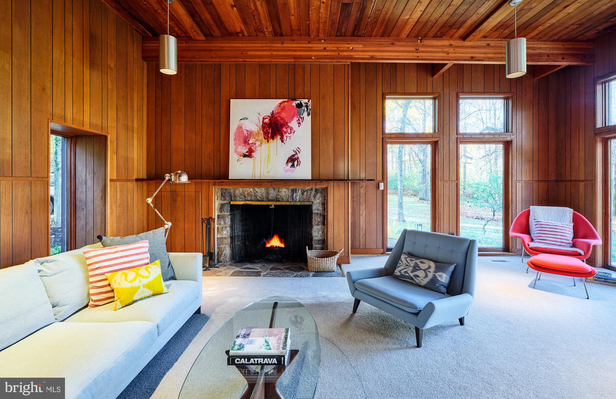 STONE MOUNT @ JERI - Residential