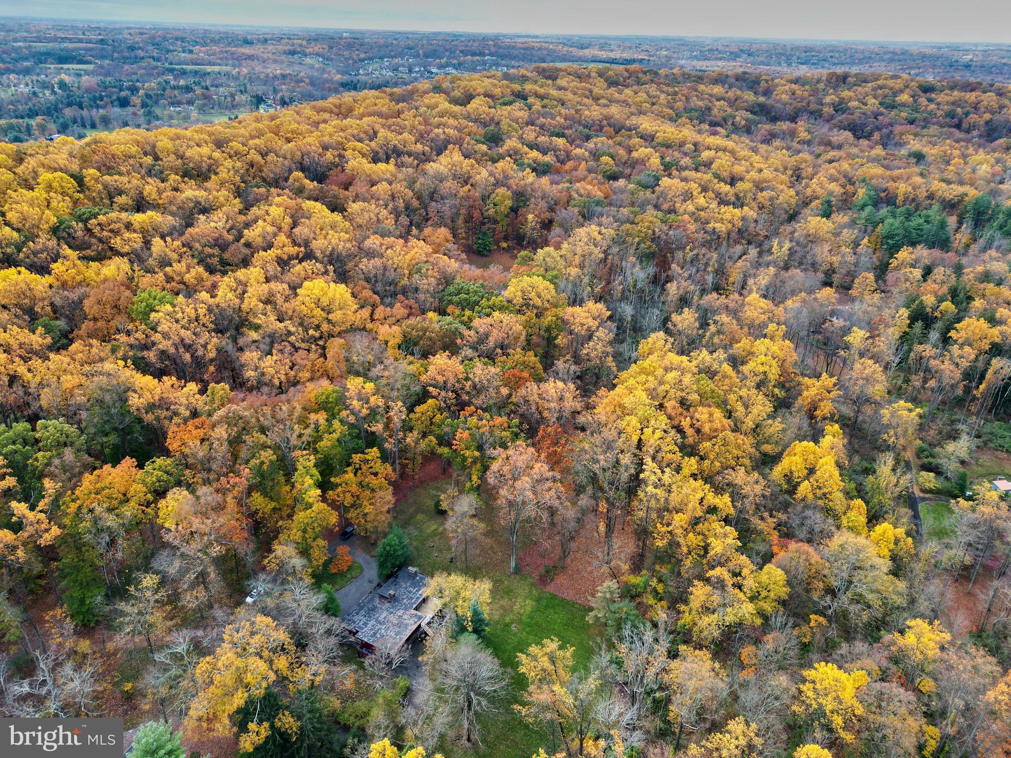 STONE MOUNT @ JERI - Residential