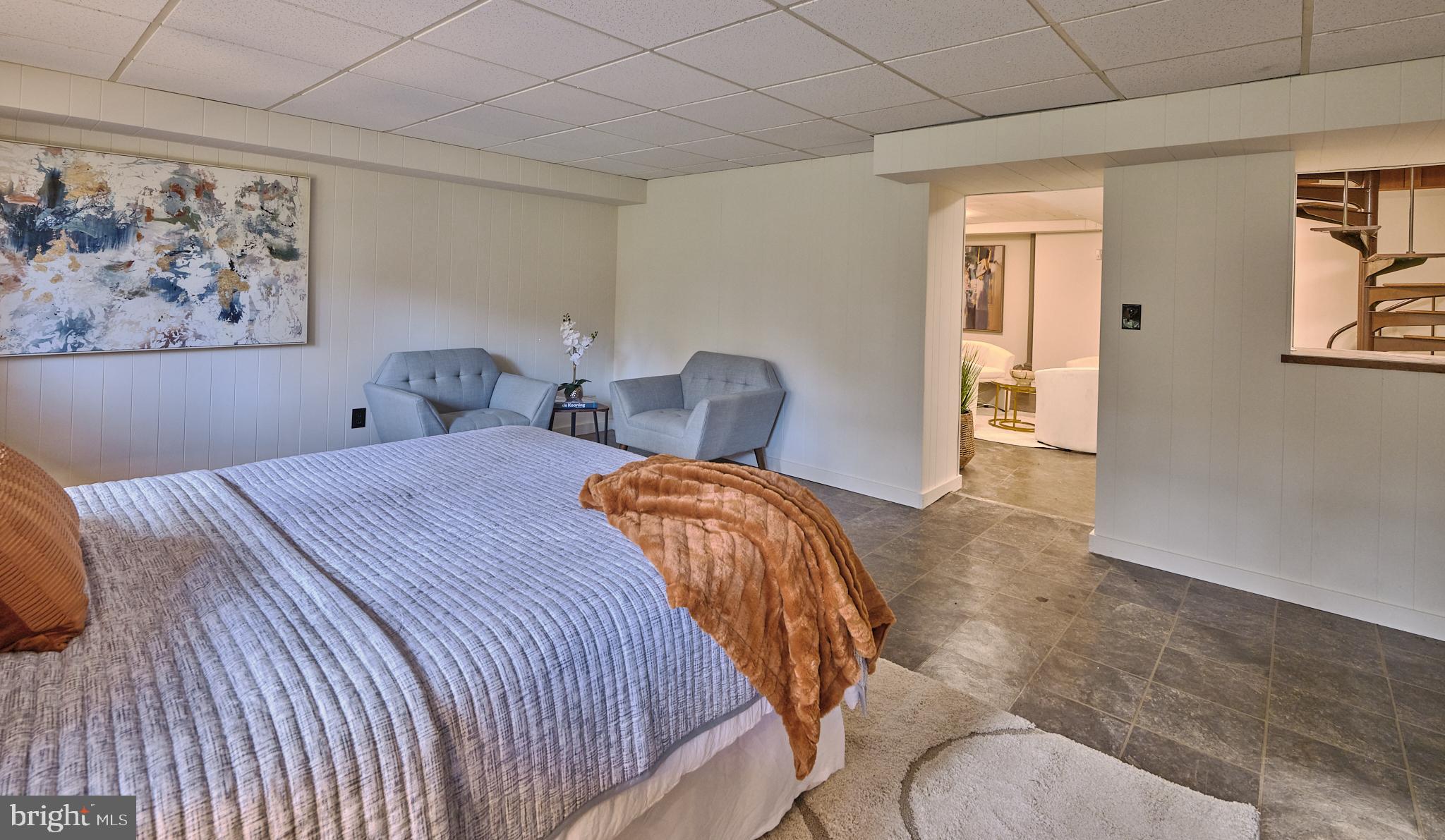 STONE MOUNT @ JERI - Residential