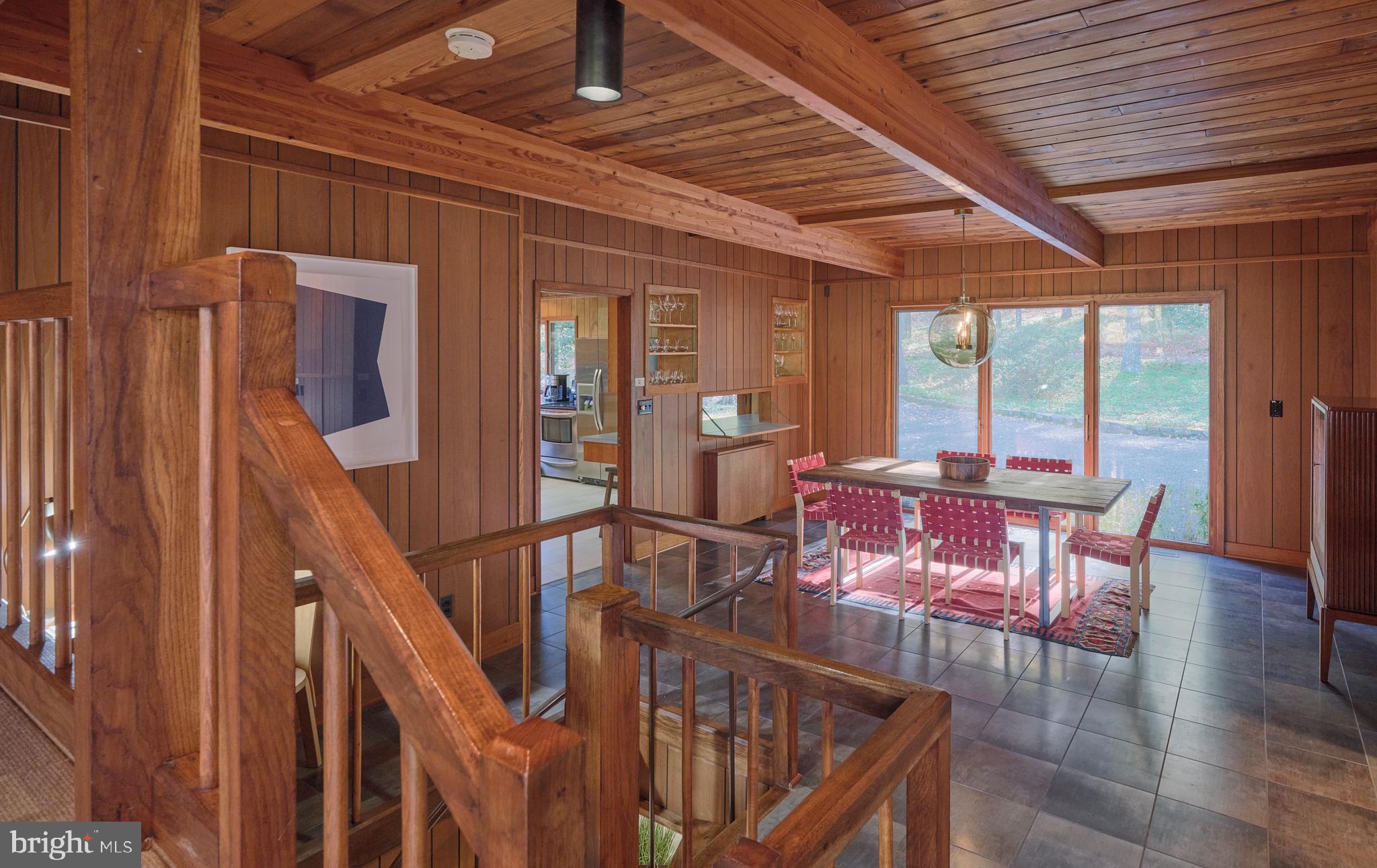 STONE MOUNT @ JERI - Residential