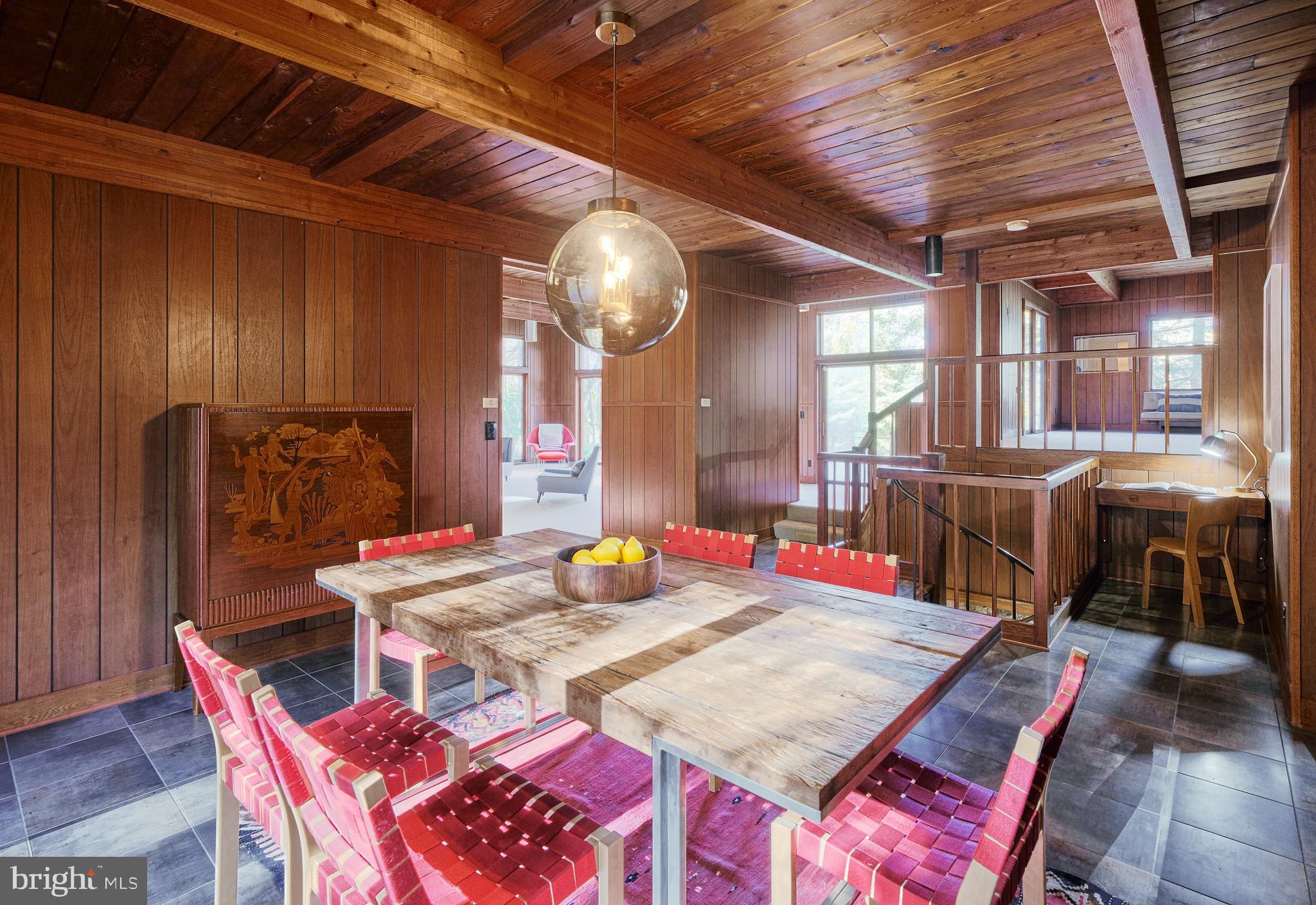 STONE MOUNT @ JERI - Residential