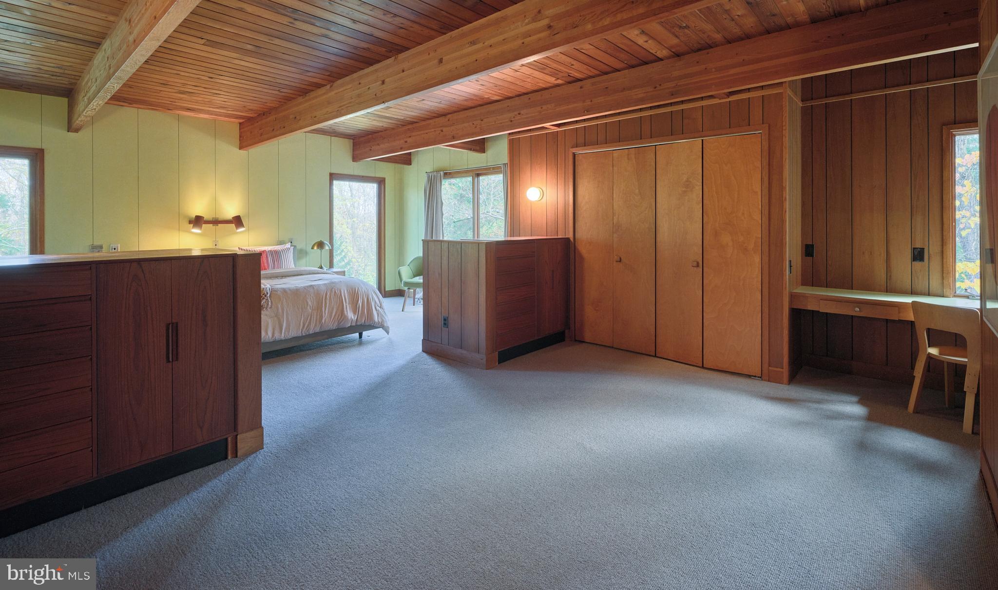 STONE MOUNT @ JERI - Residential