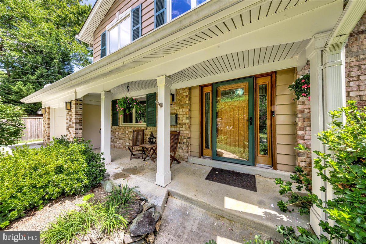 ROCK CREEK MANOR - Residential