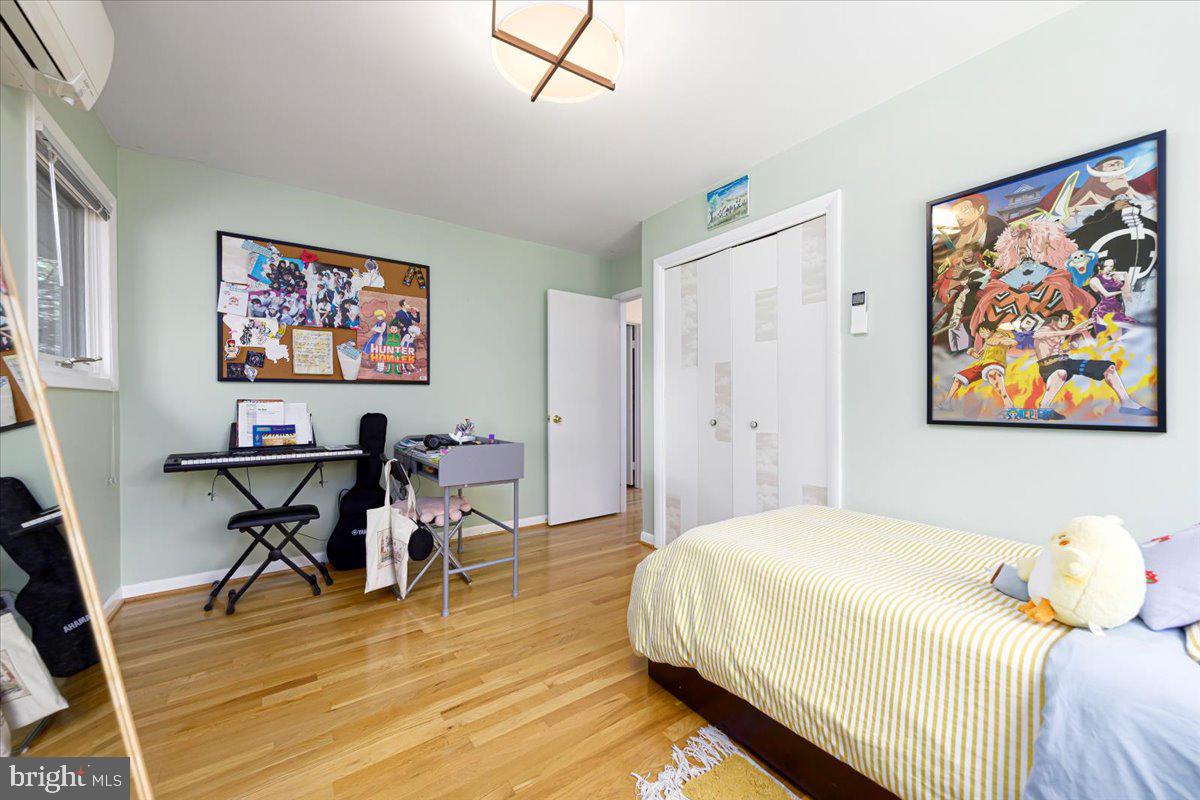 ROCK CREEK MANOR - Residential