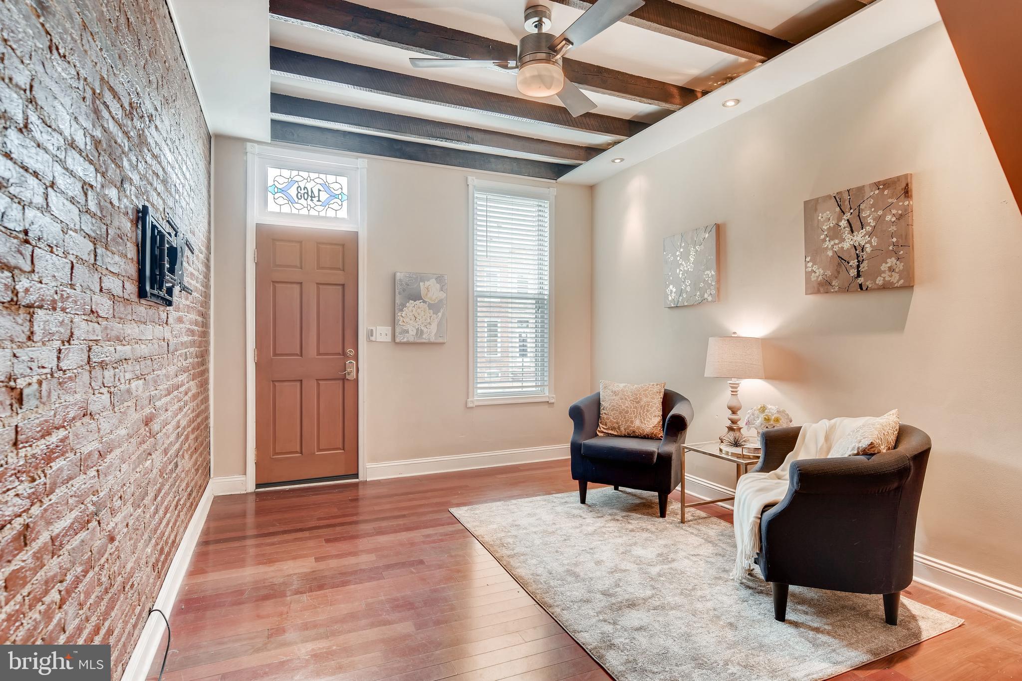 LOCUST POINT - Residential