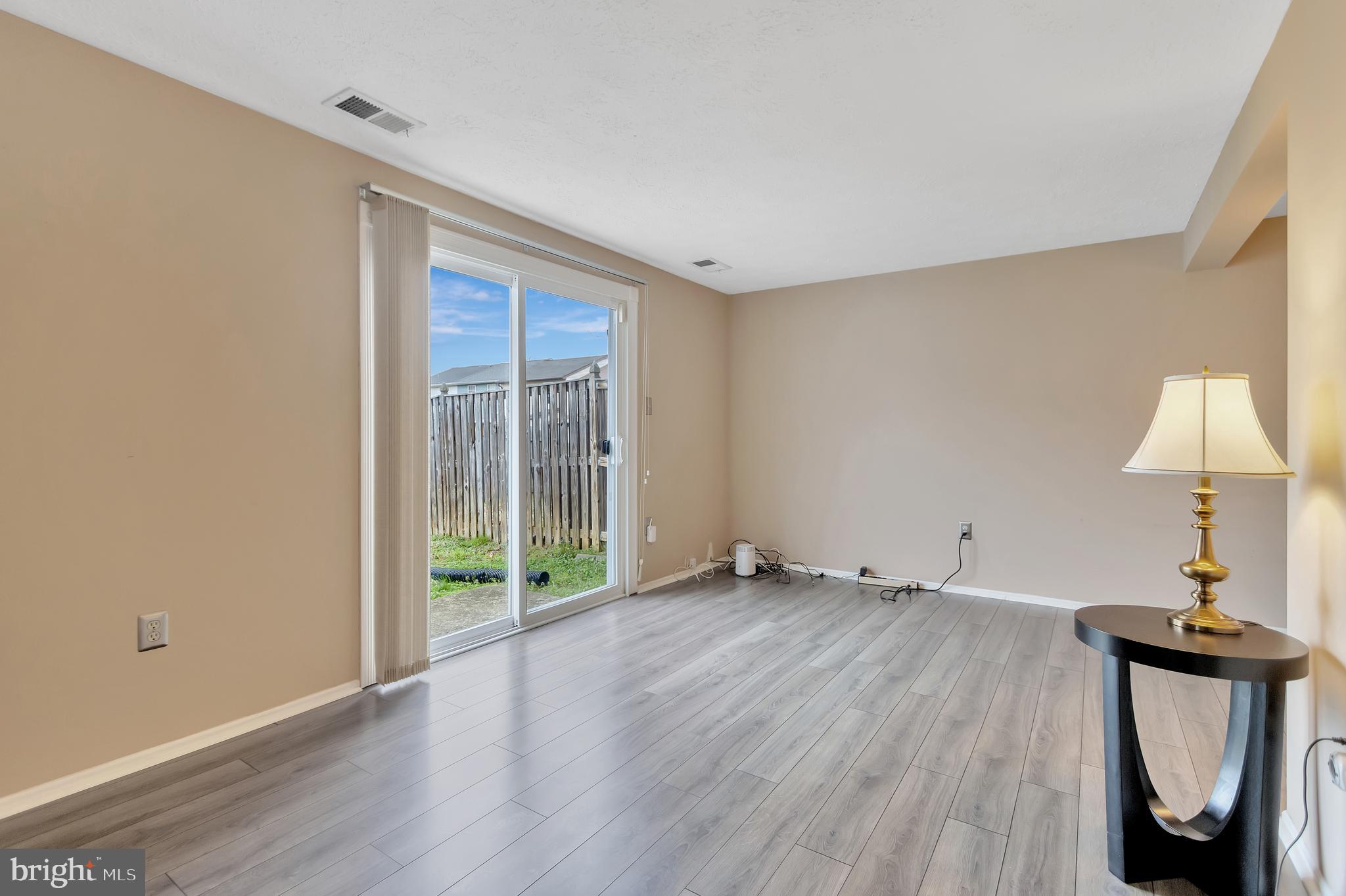 TOWNES OF KETTERING - Residential