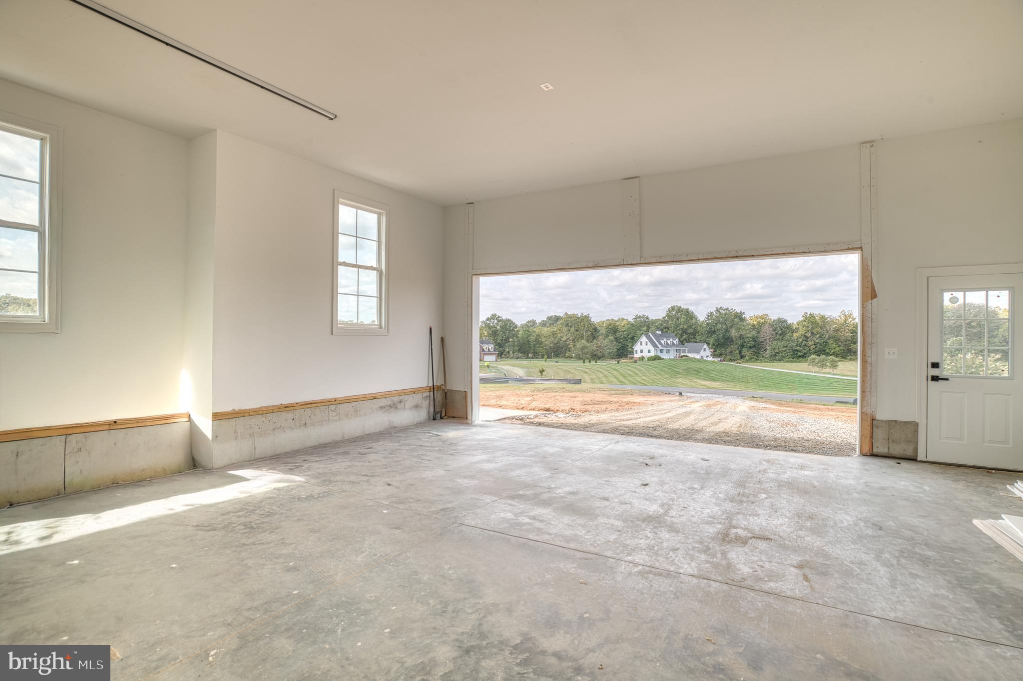 LANDS END AT LAKE ANNA - Residential