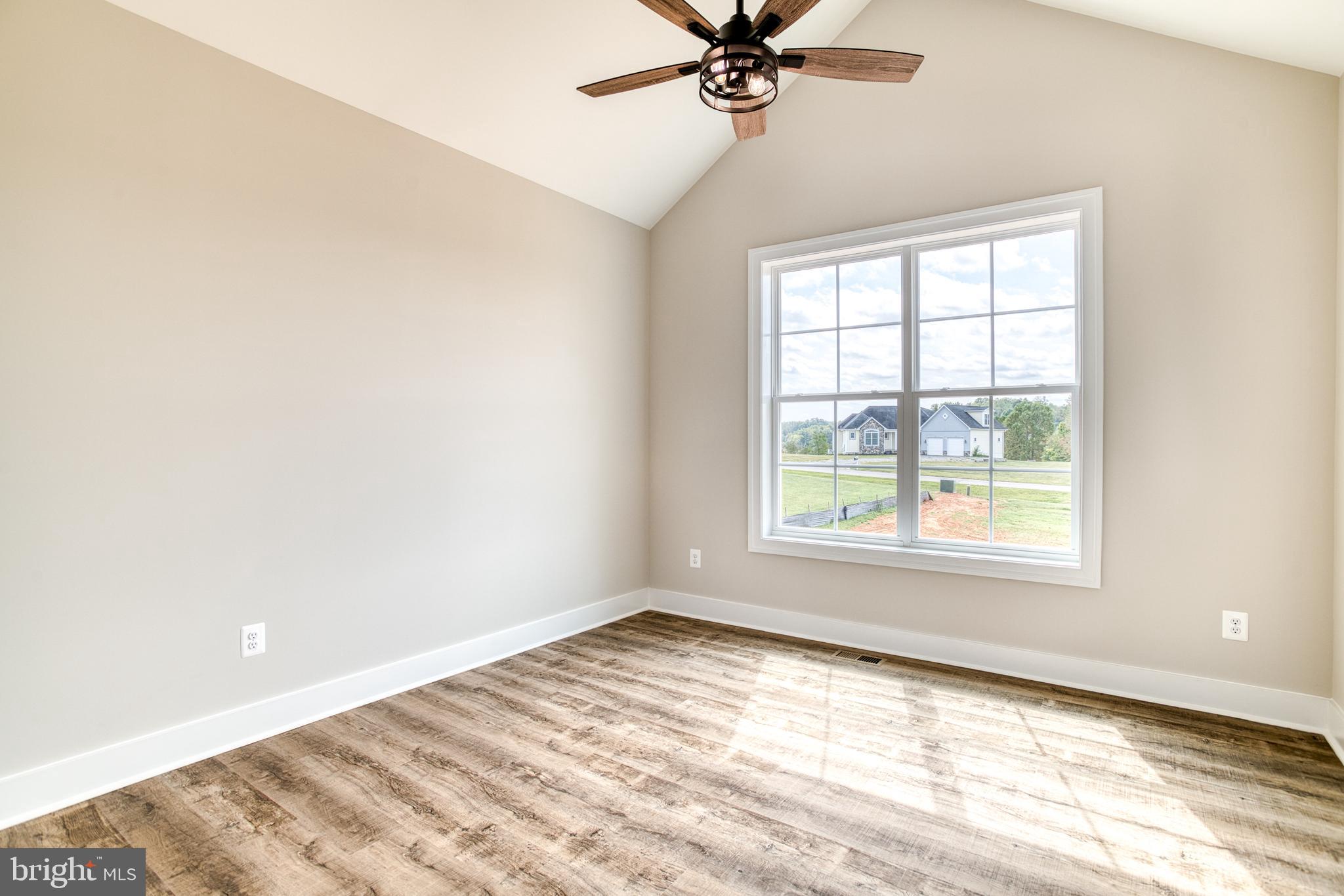 LANDS END AT LAKE ANNA - Residential