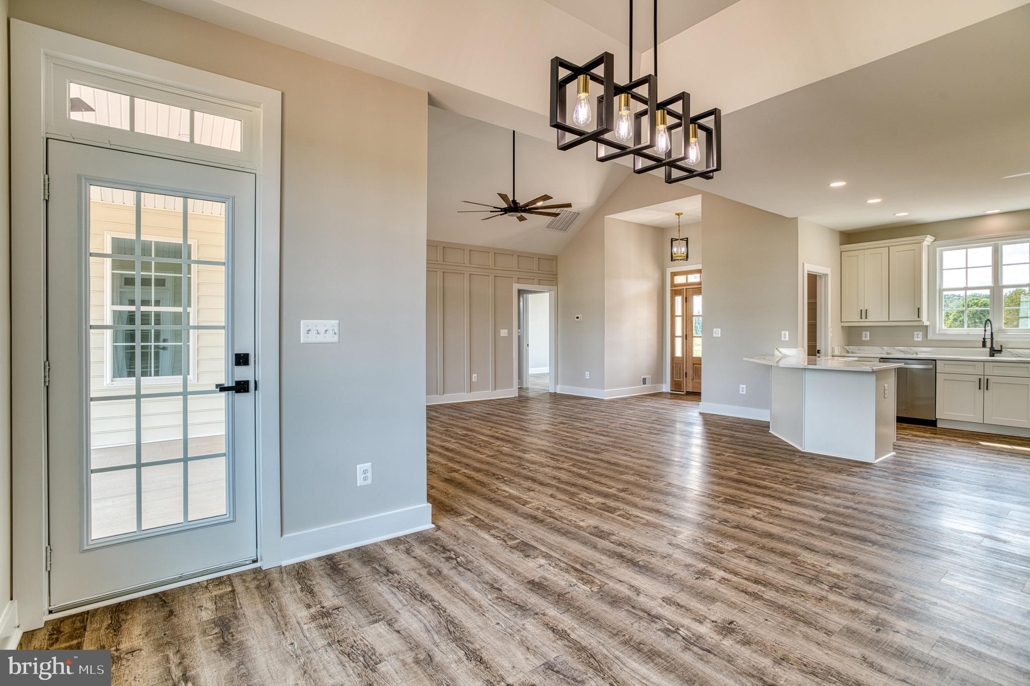 LANDS END AT LAKE ANNA - Residential