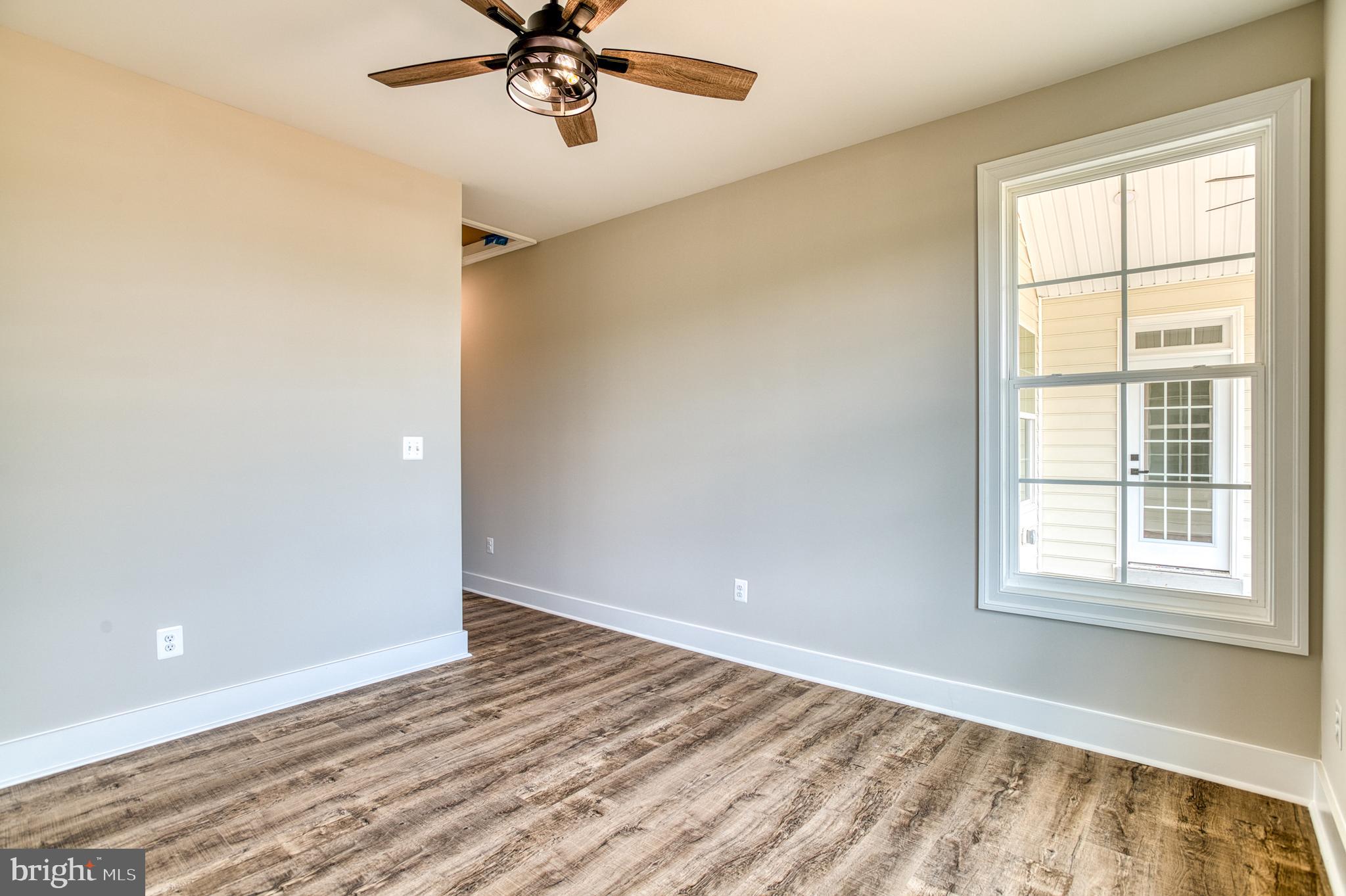 LANDS END AT LAKE ANNA - Residential