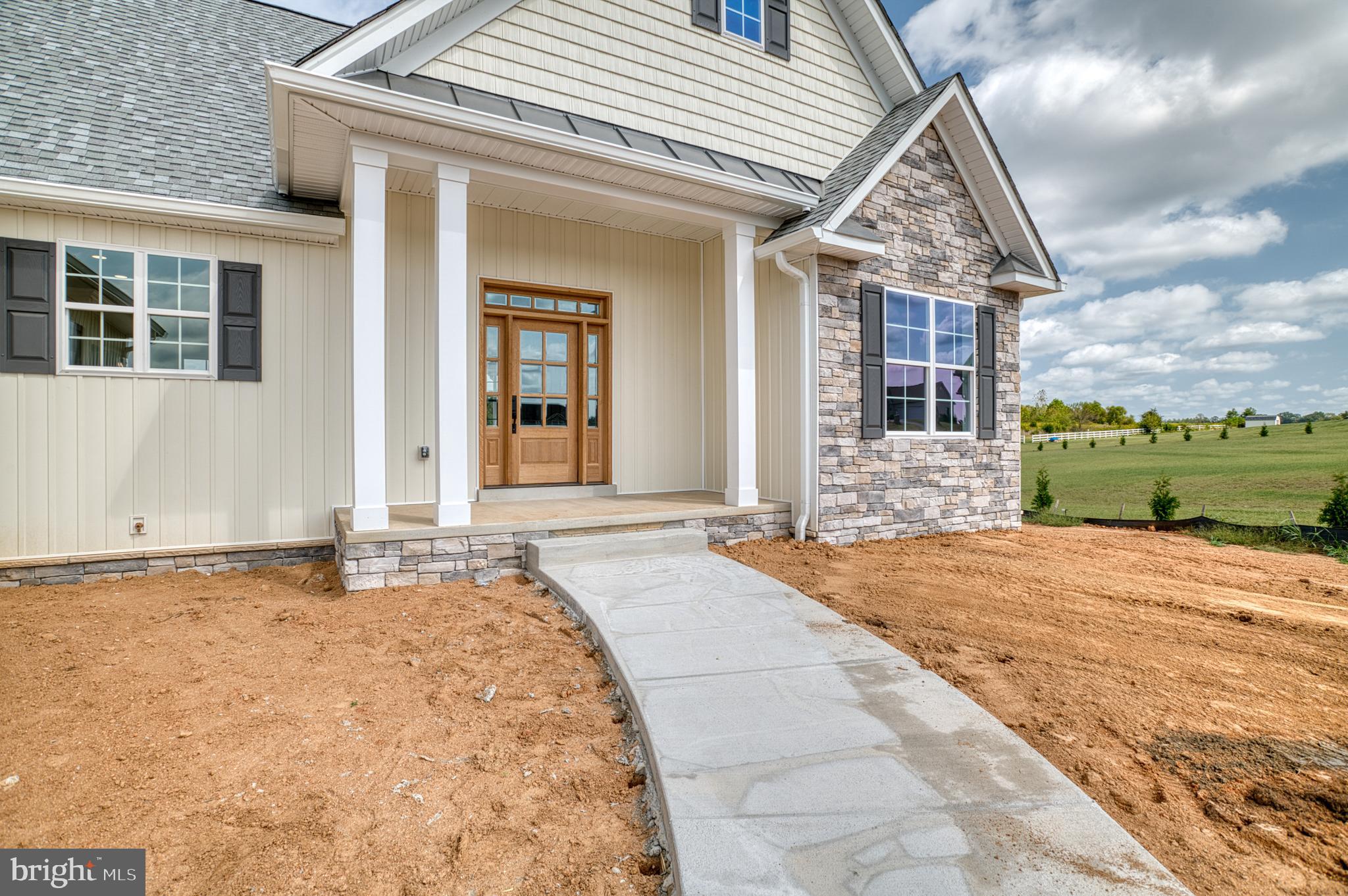 LANDS END AT LAKE ANNA - Residential