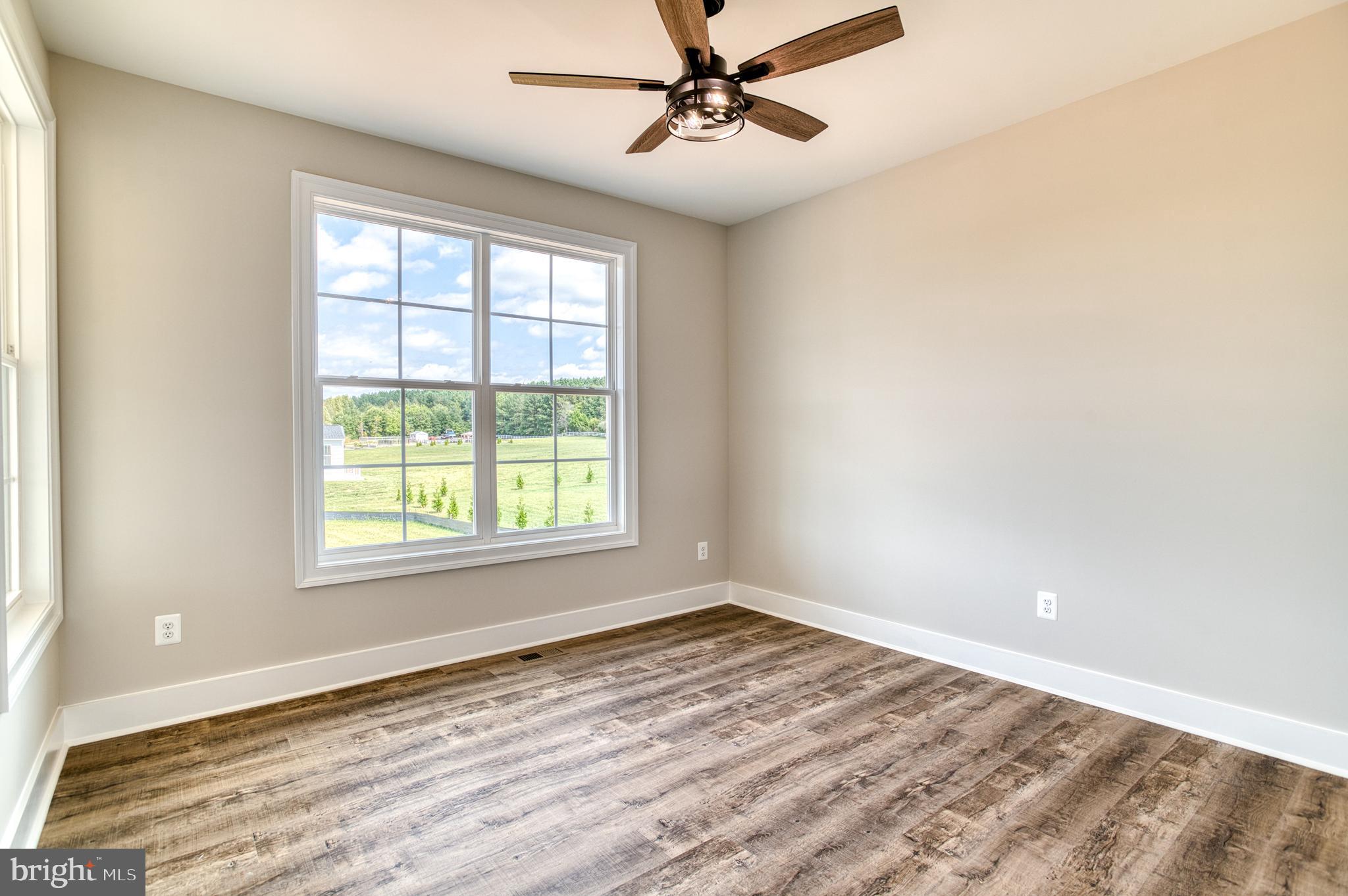 LANDS END AT LAKE ANNA - Residential