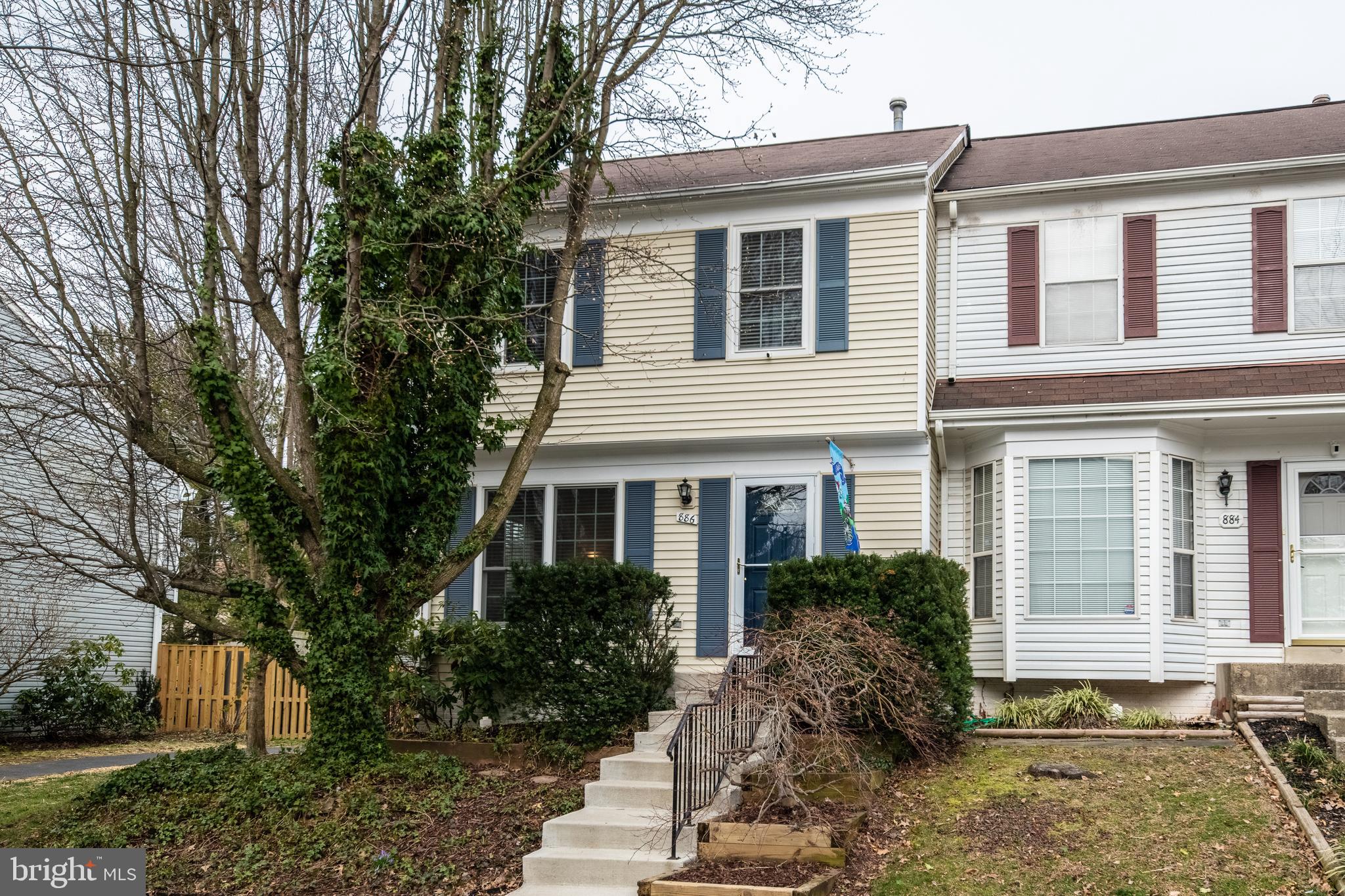 POTOMAC CROSSING - Residential