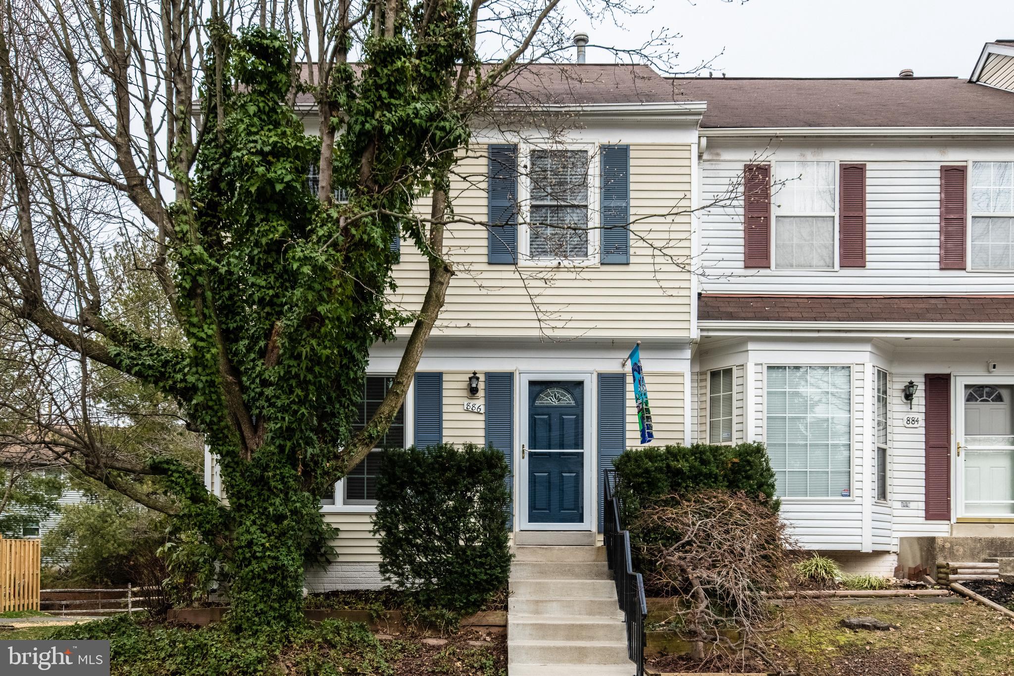 POTOMAC CROSSING - Residential