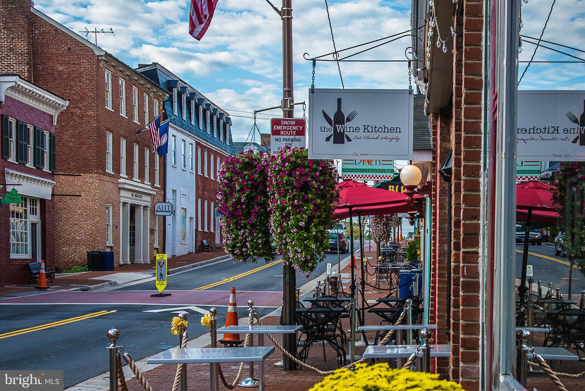 POTOMAC CROSSING - Residential