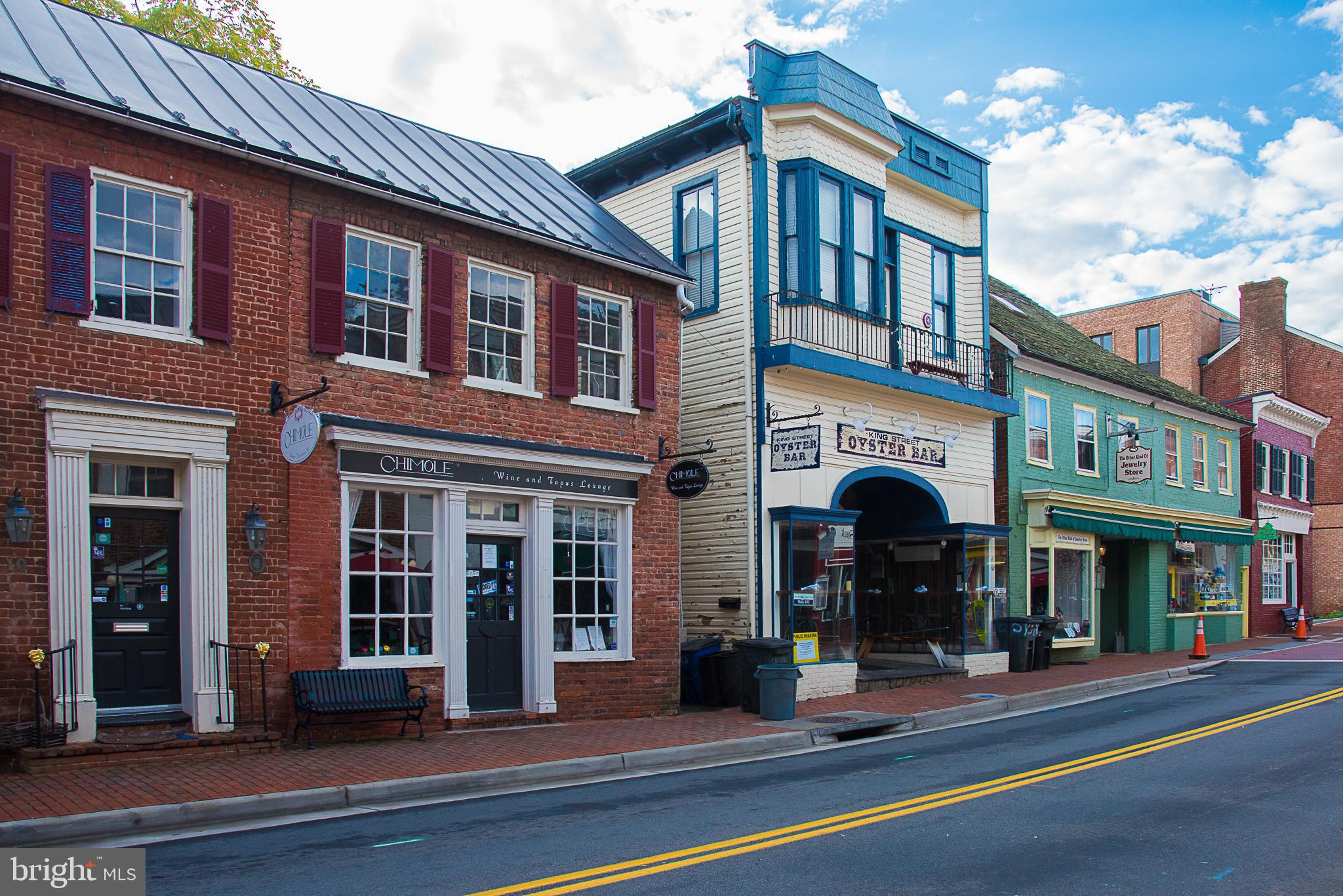 POTOMAC CROSSING - Residential