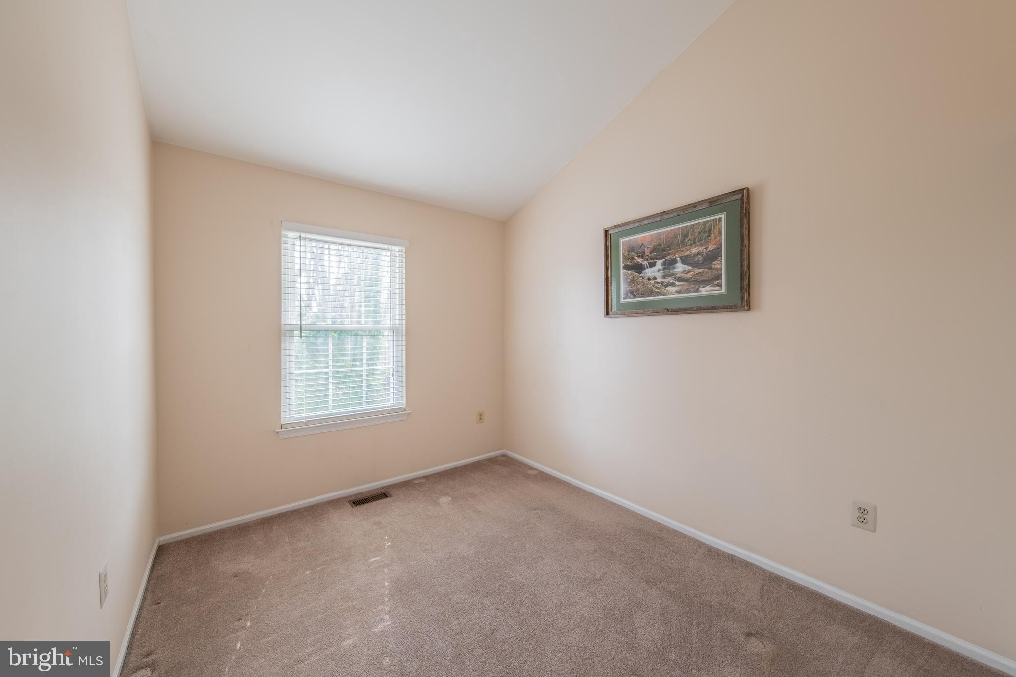 POTOMAC CROSSING - Residential