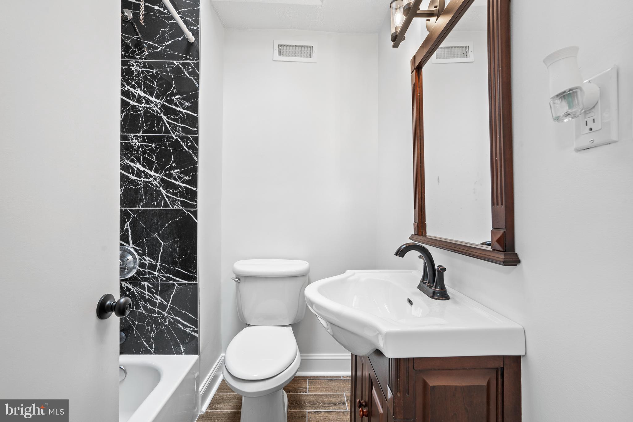 MAYFAIR - Residential