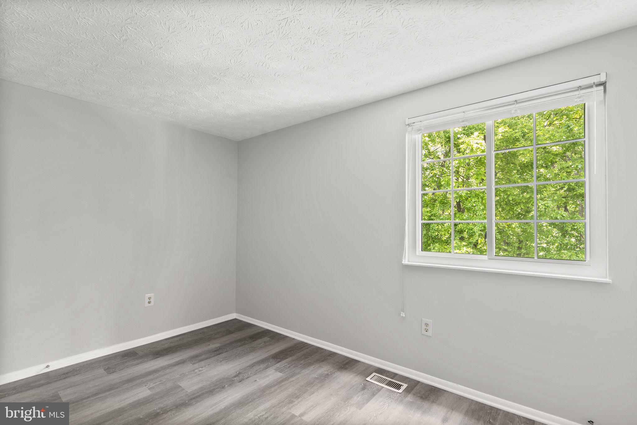 GREENCASTLE MANOR - Residential