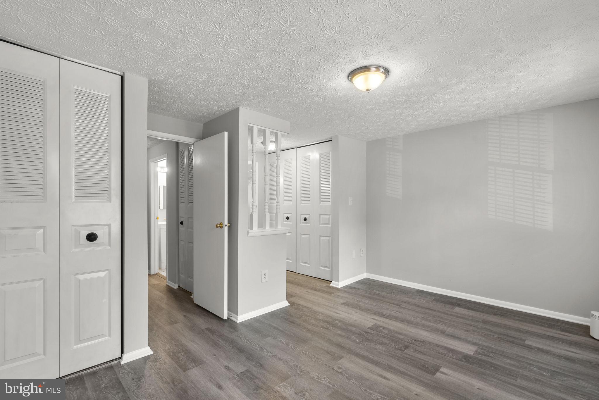 GREENCASTLE MANOR - Residential