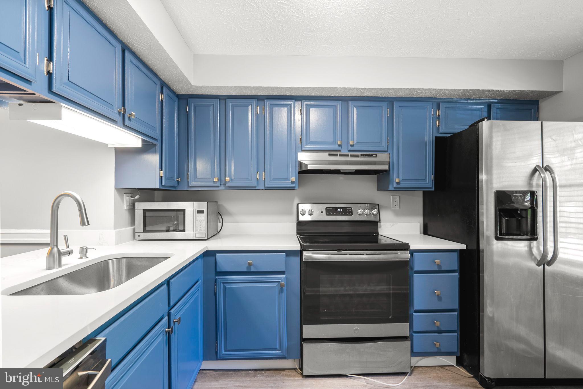 GREENCASTLE MANOR - Residential