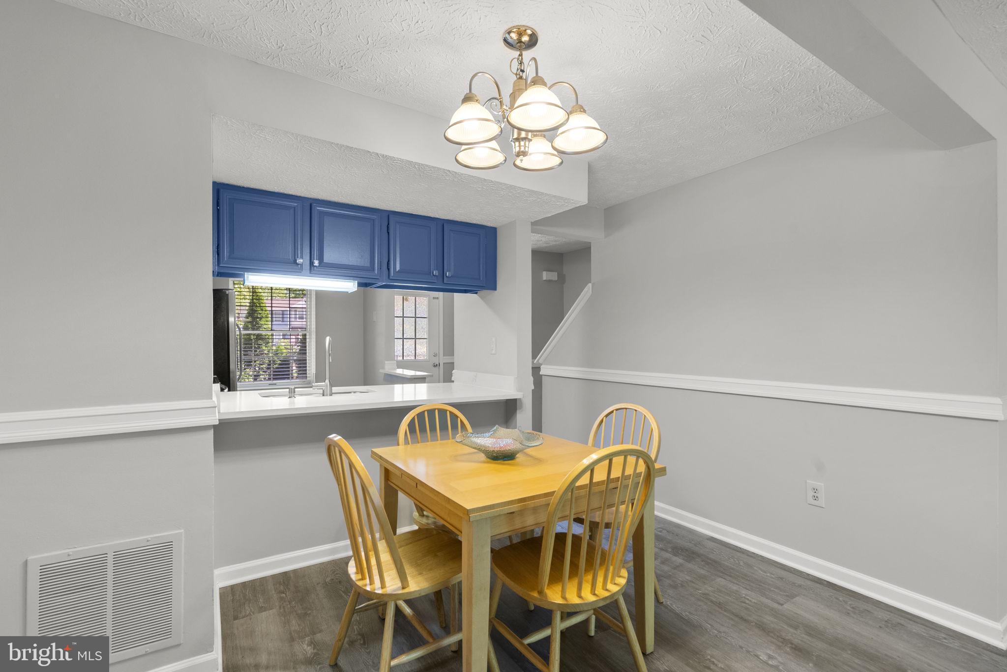 GREENCASTLE MANOR - Residential