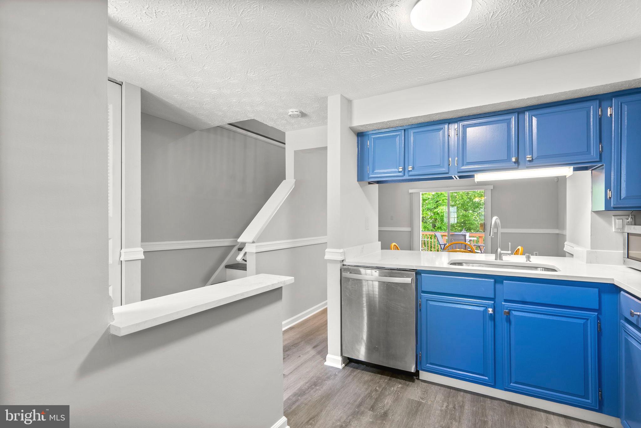 GREENCASTLE MANOR - Residential