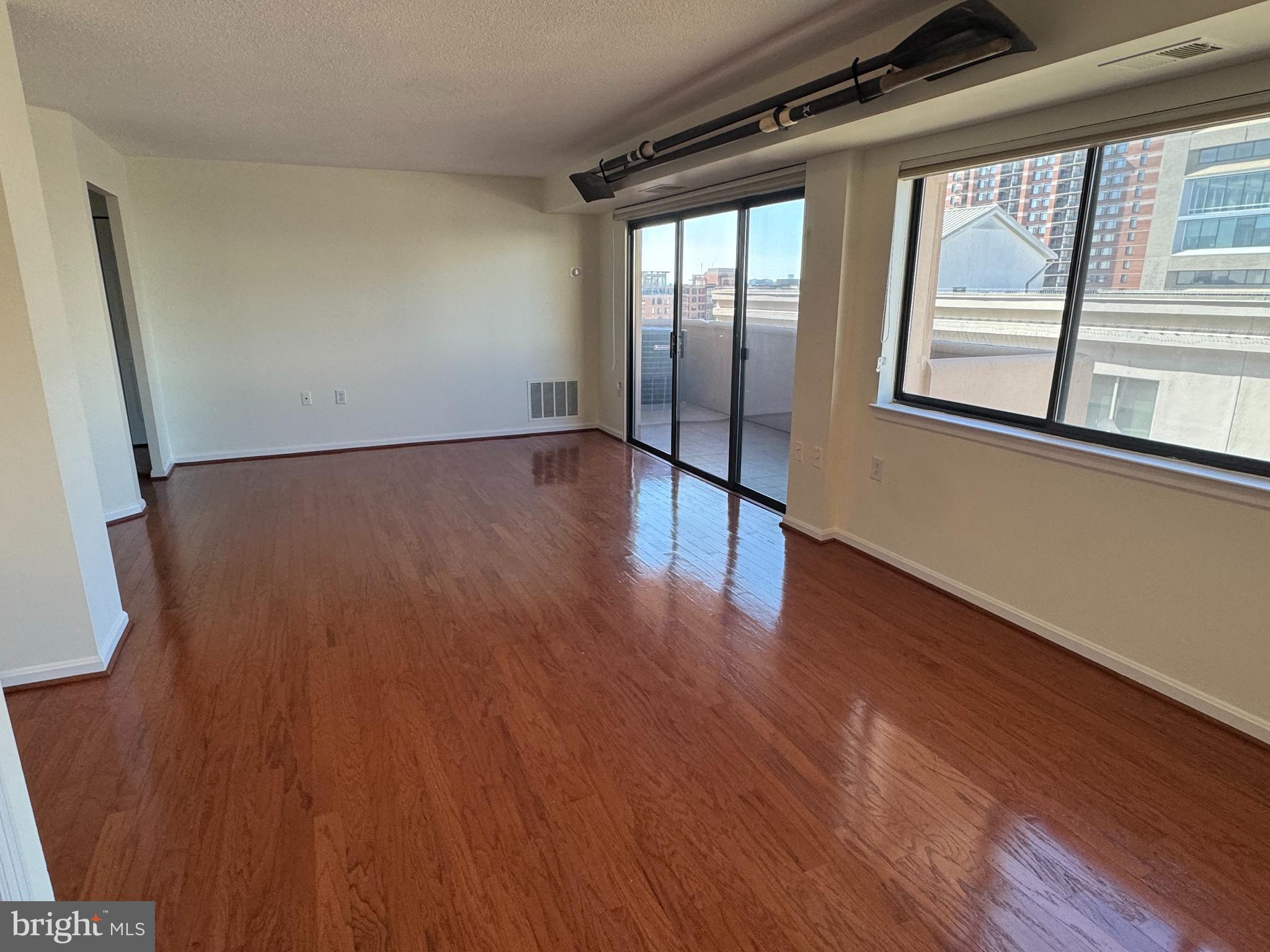 1301 N COURTHOUSE ROAD 1107
