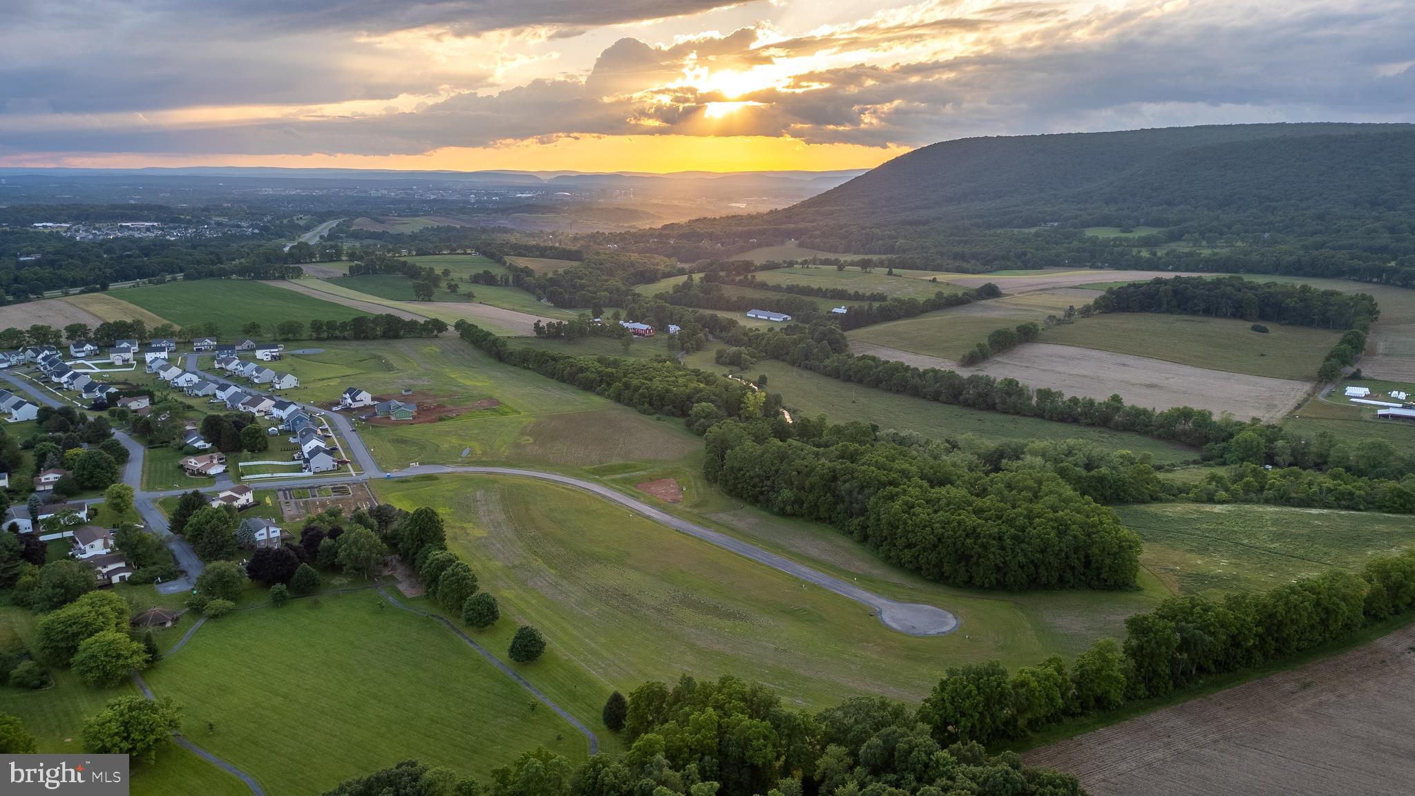 KAYWOOD NORTH ESTATES - Land