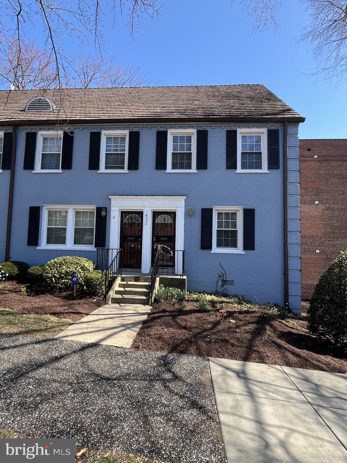 HILL CREST - Residential