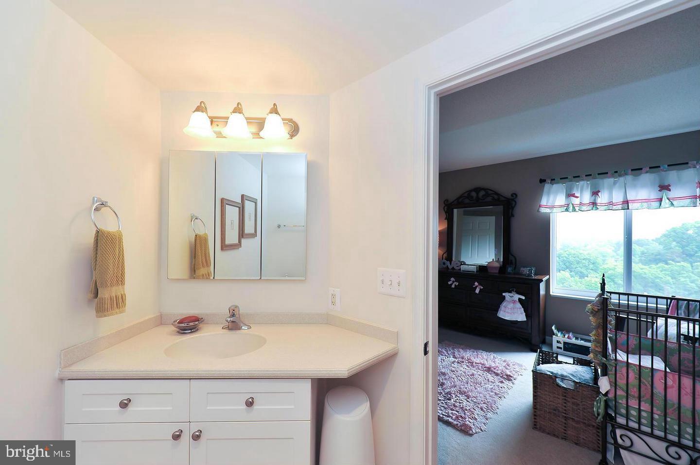 NORTHAMPTON PLACE - Residential Lease