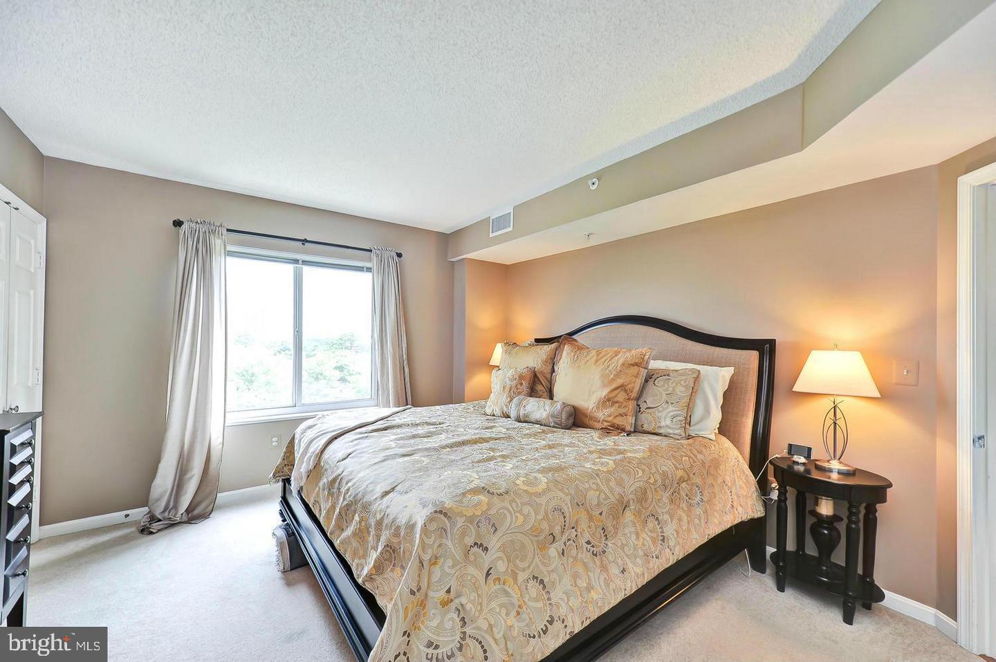 NORTHAMPTON PLACE - Residential Lease