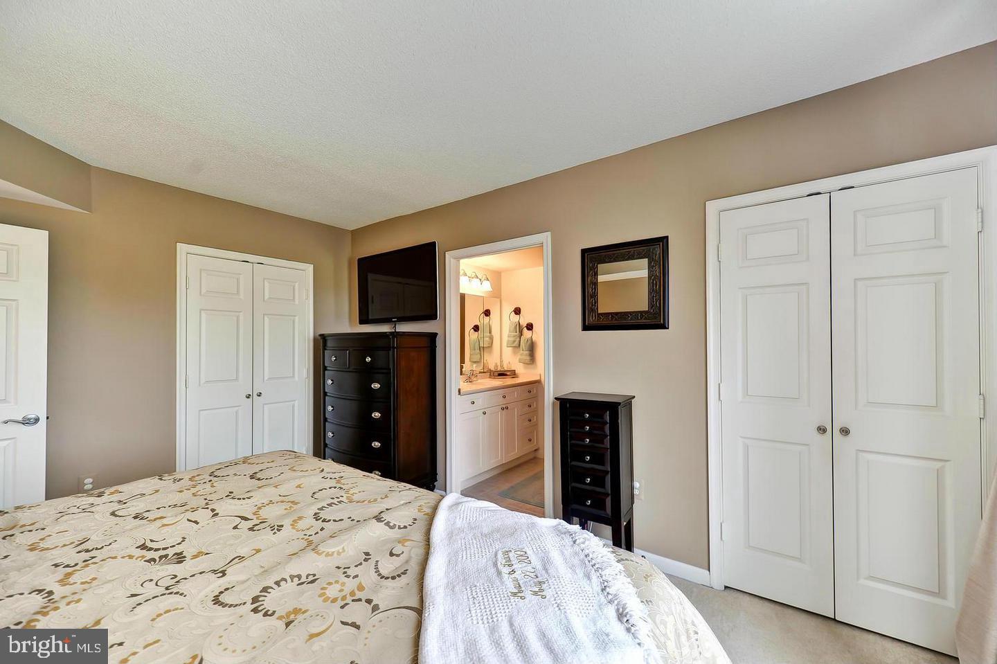 NORTHAMPTON PLACE - Residential Lease