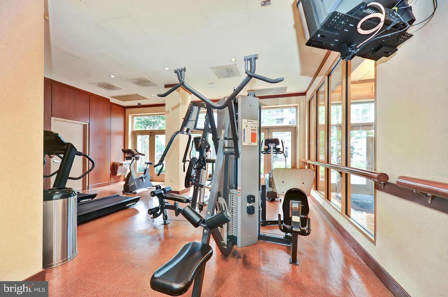 NORTHAMPTON PLACE - Residential Lease