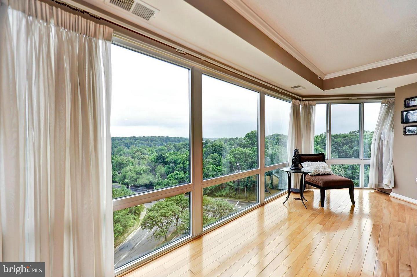 NORTHAMPTON PLACE - Residential Lease