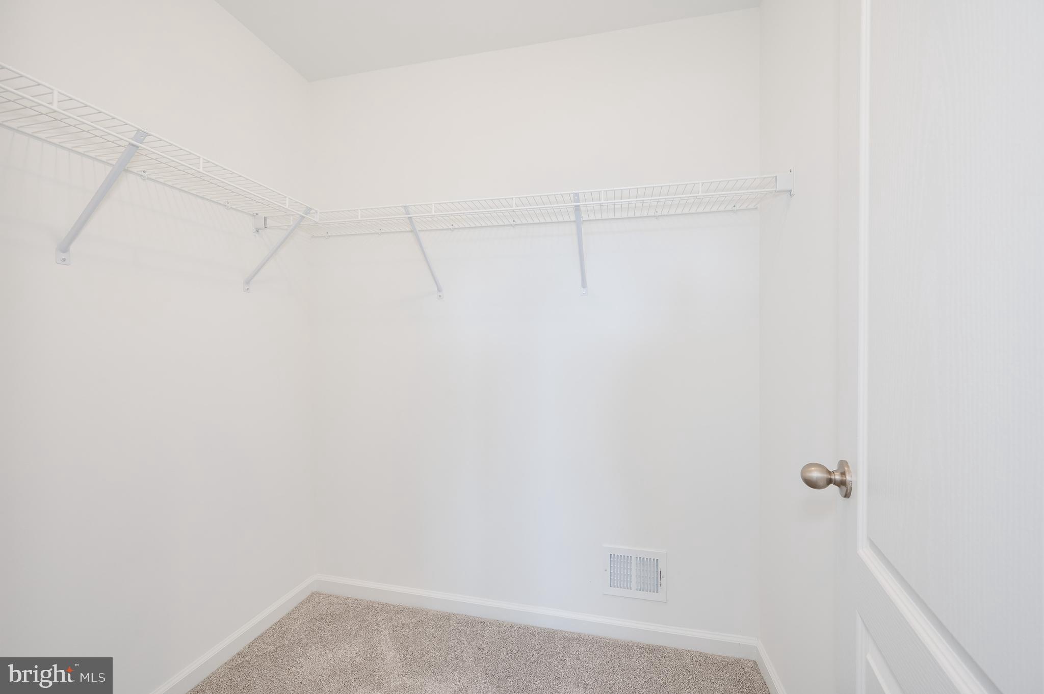 MARTINSBURG STATION - Residential Lease