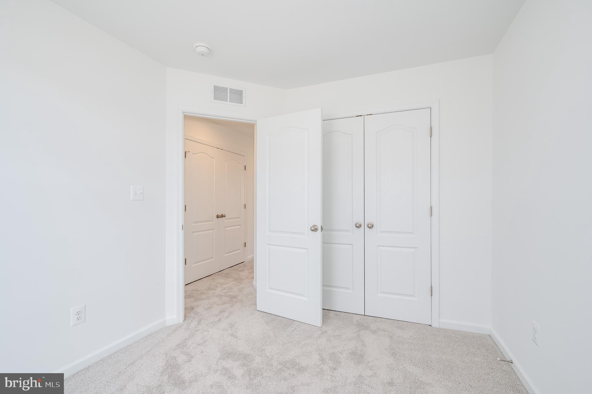 MARTINSBURG STATION - Residential Lease