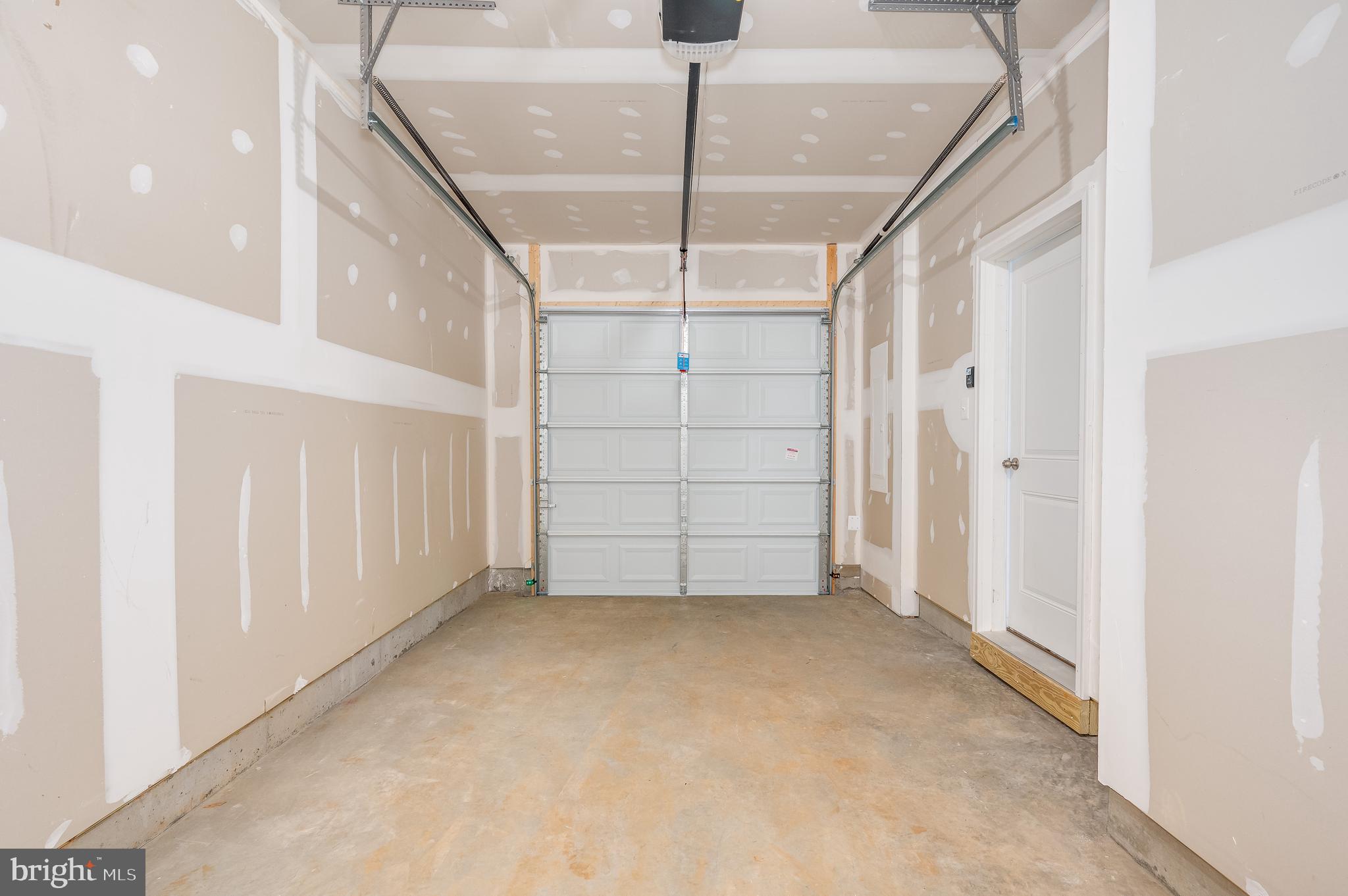 MARTINSBURG STATION - Residential Lease