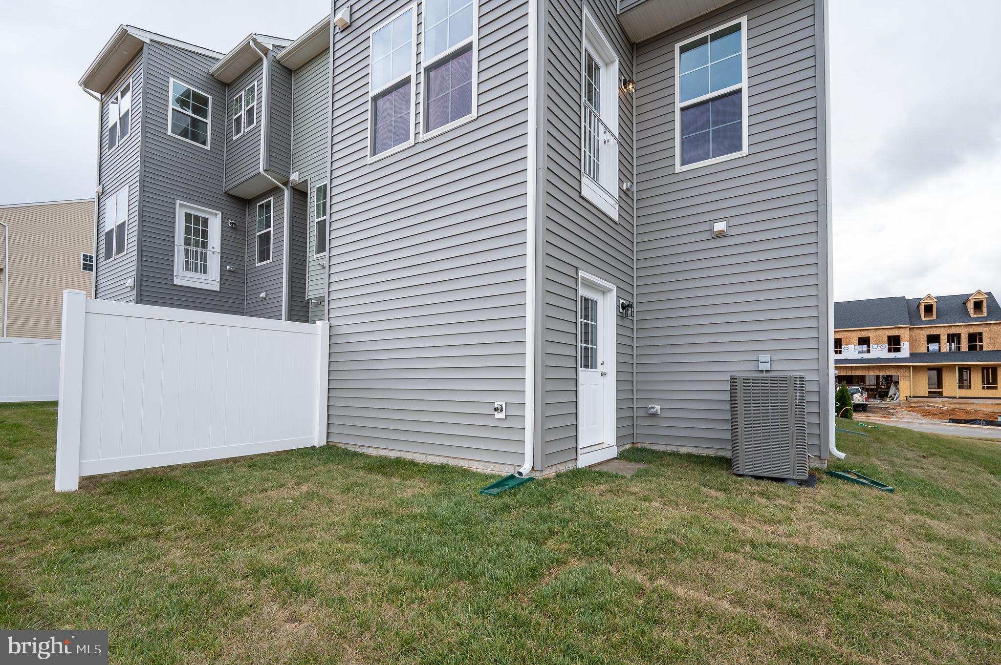 MARTINSBURG STATION - Residential Lease