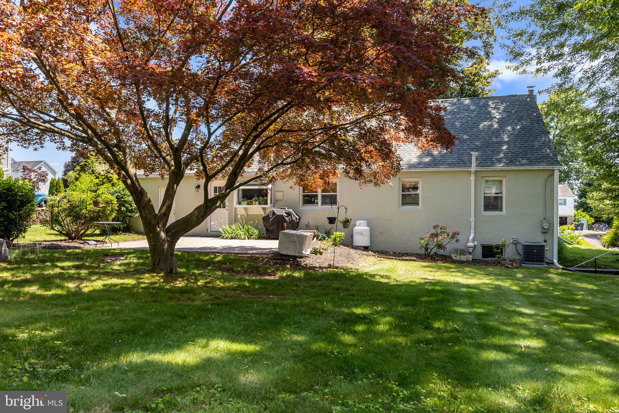 17 SUNSET DRIVE
