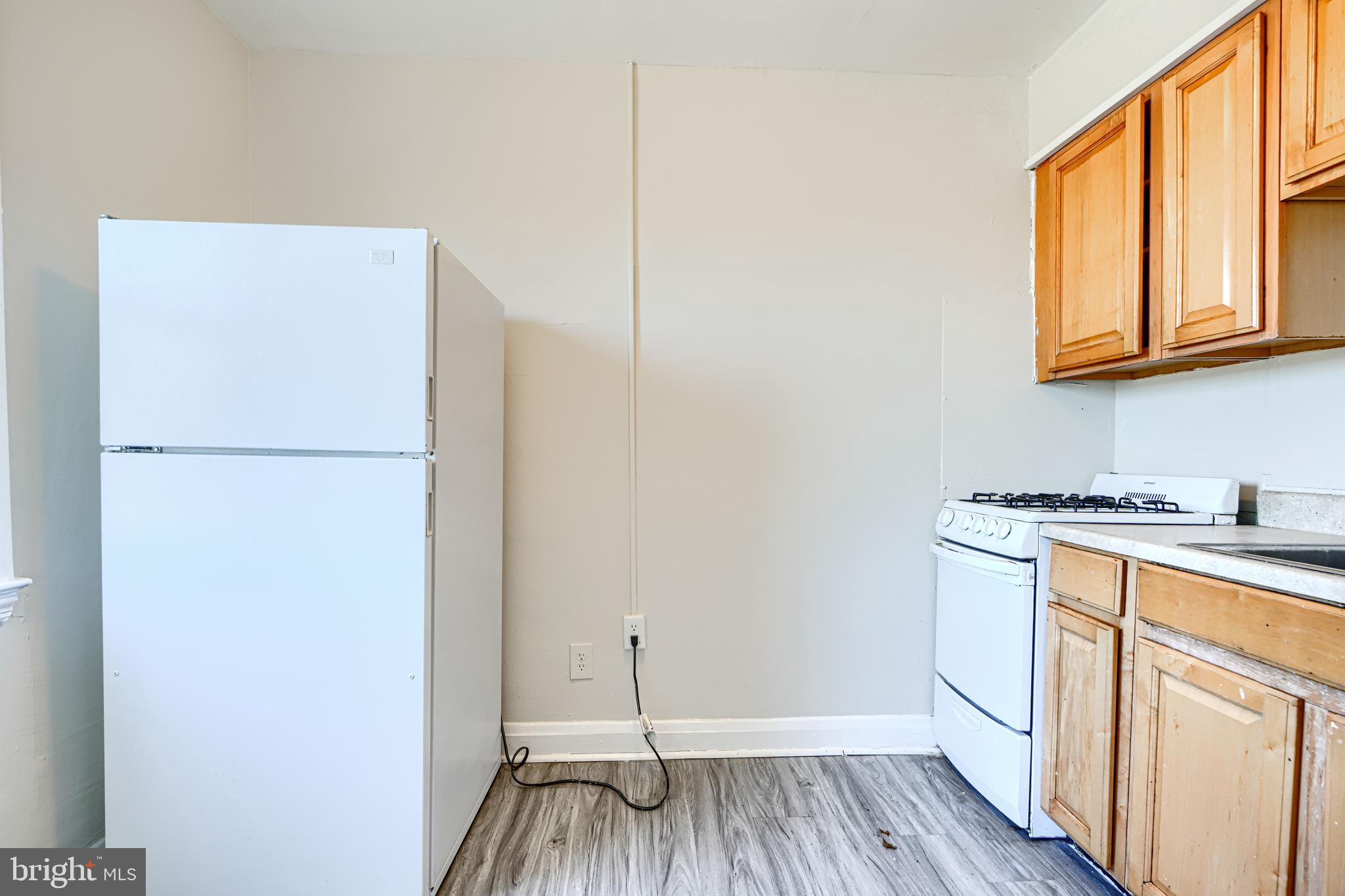 5626 MIDWOOD AVENUE 2