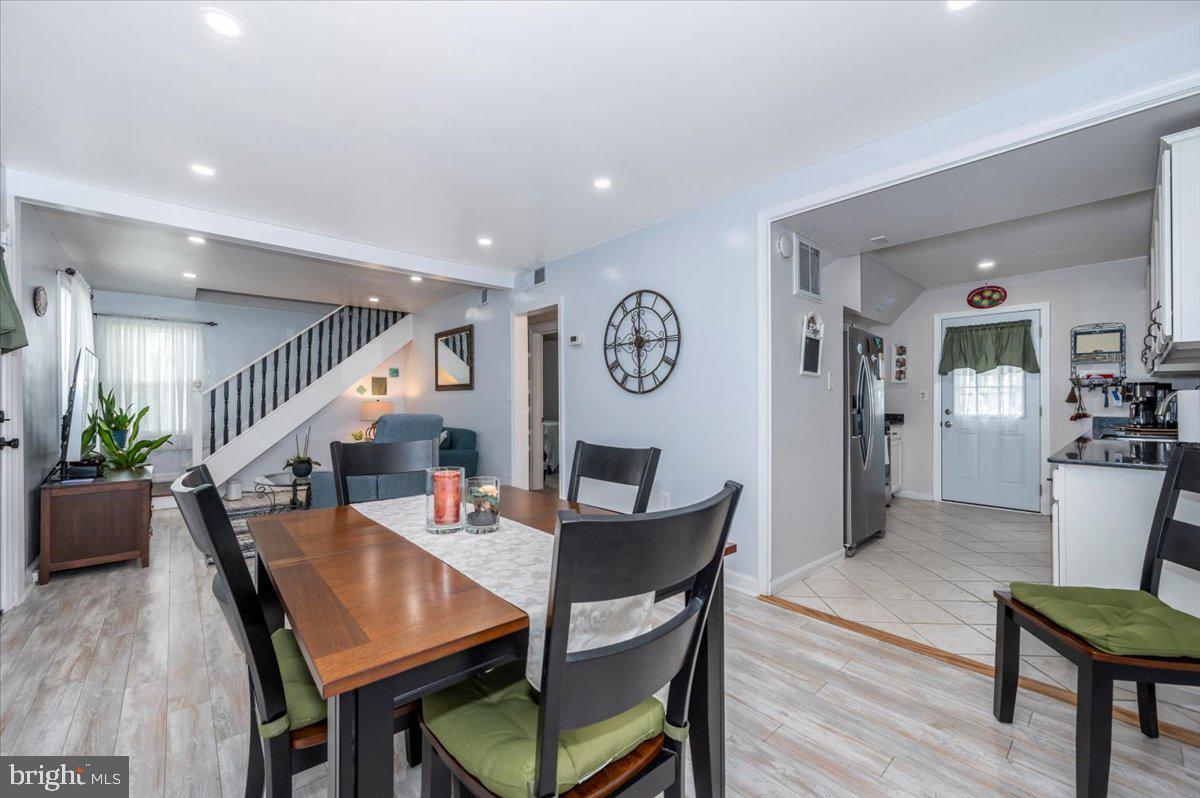 ROCKCREST - Residential