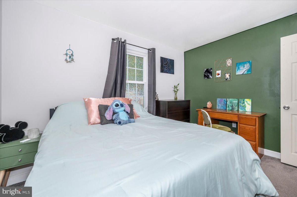 ROCKCREST - Residential