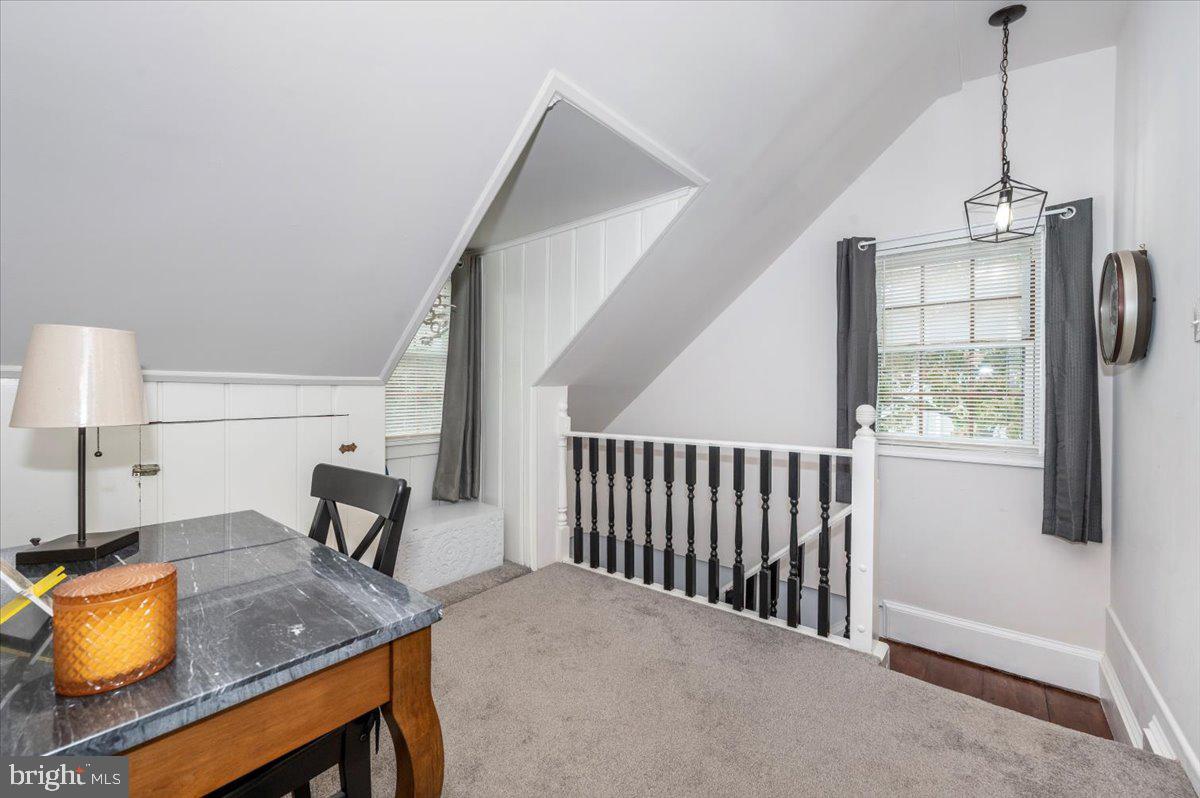 ROCKCREST - Residential