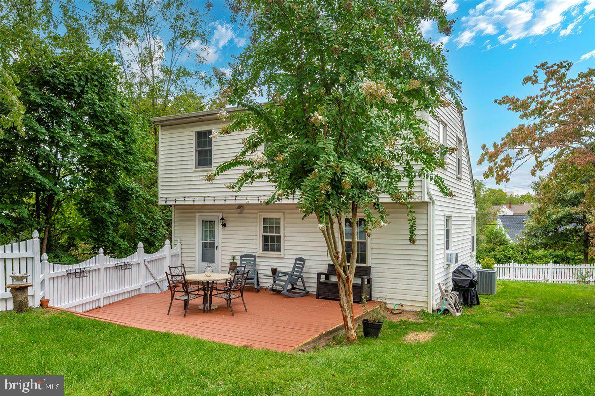 ROCKCREST - Residential