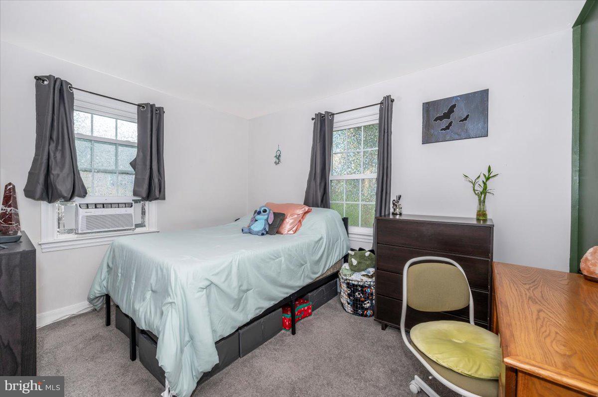 ROCKCREST - Residential