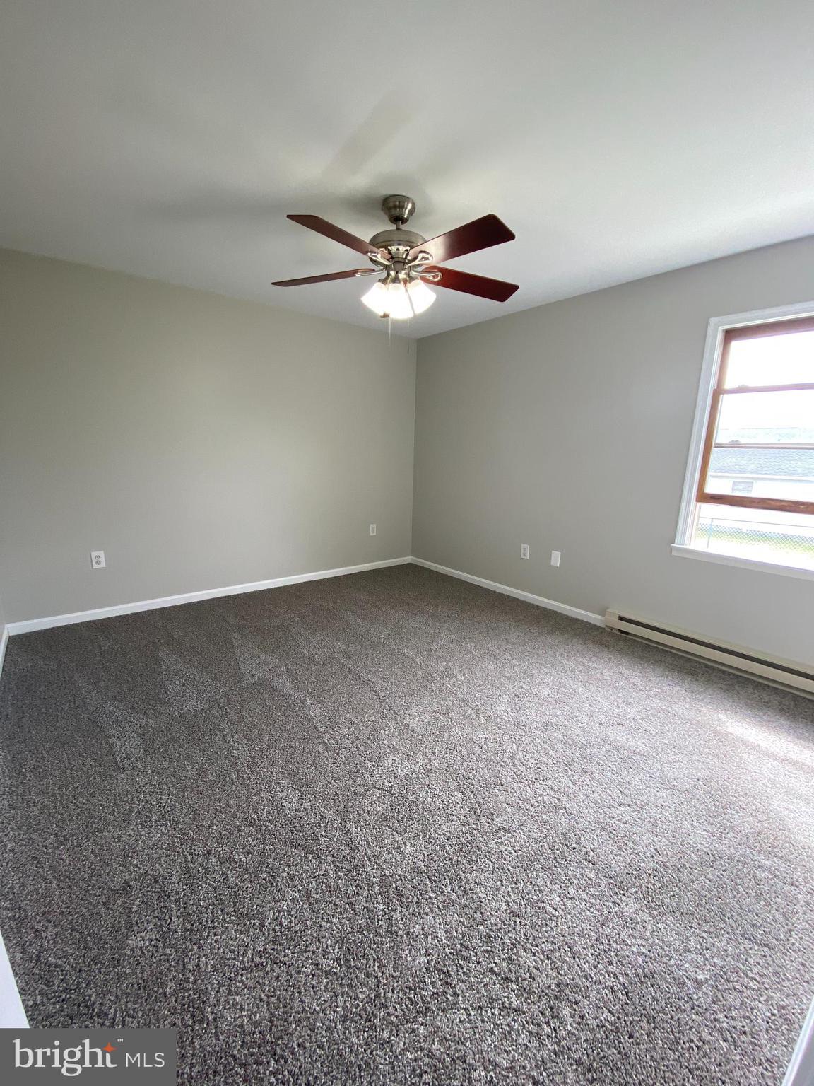 PATRICK HENRY ESTATES - Residential Lease